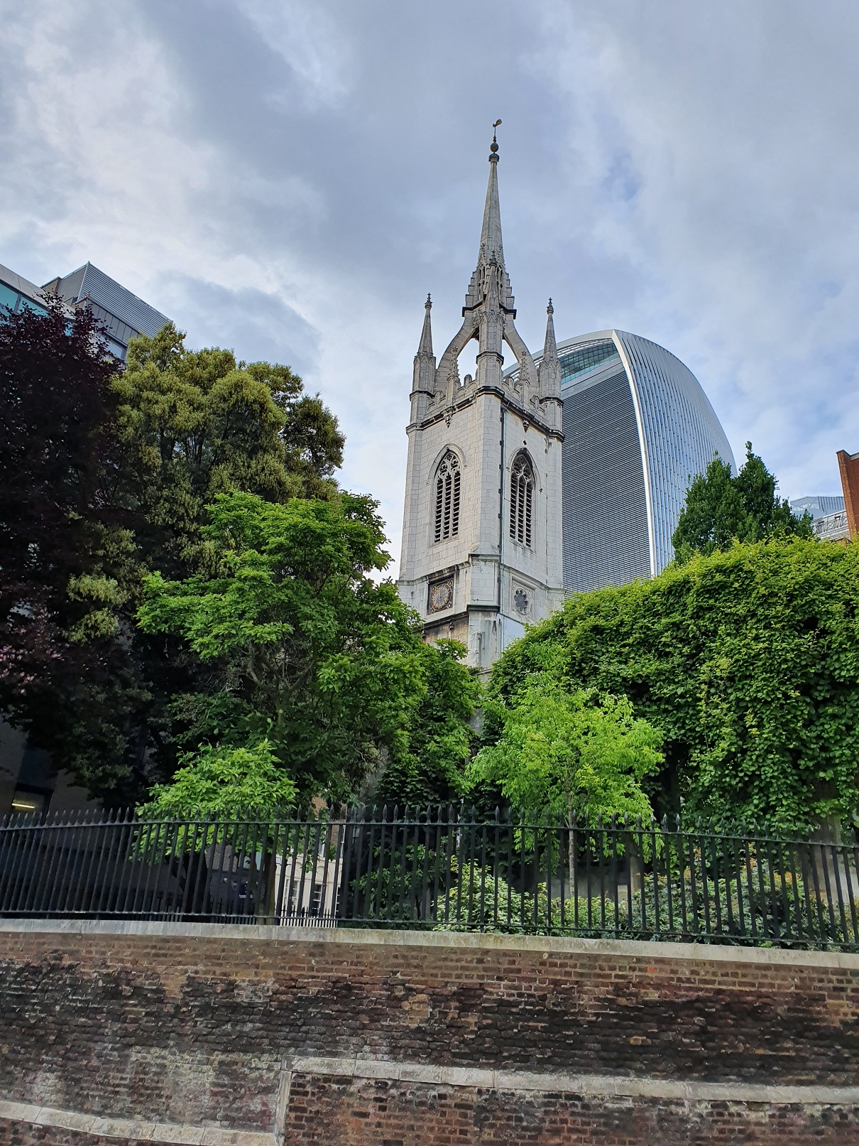 St Dunstan in the East Church and Garden